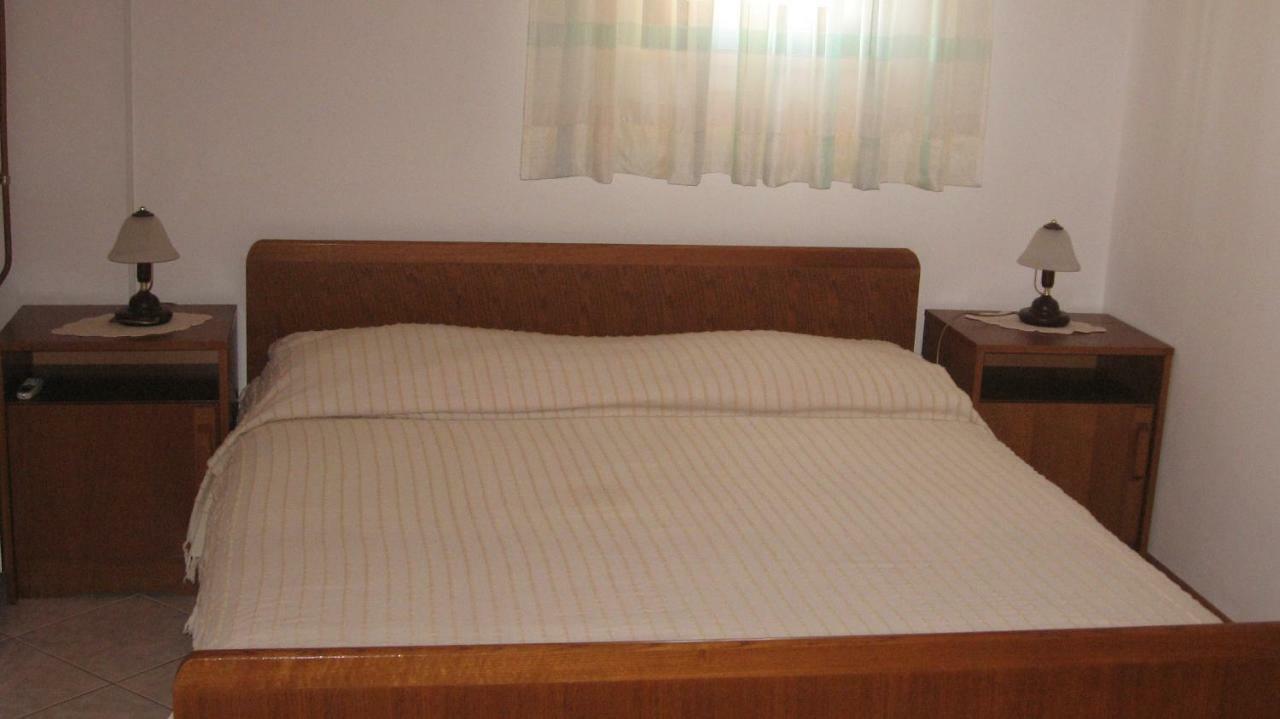 Apartments Grozdanic Fažana Kültér fotó