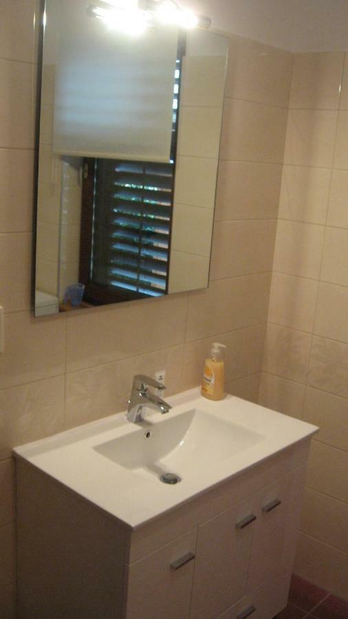 Apartments Grozdanic Fažana Kültér fotó