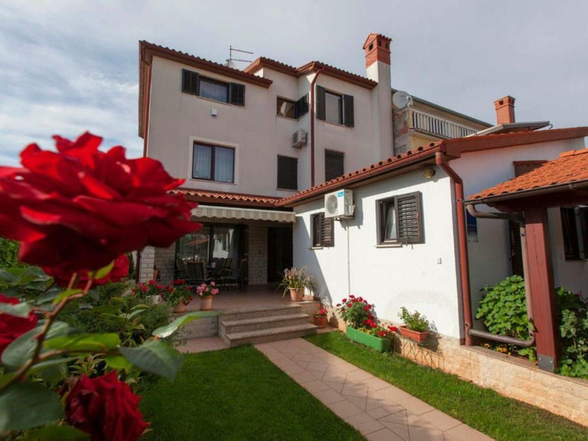 Apartments Grozdanic Fažana Kültér fotó